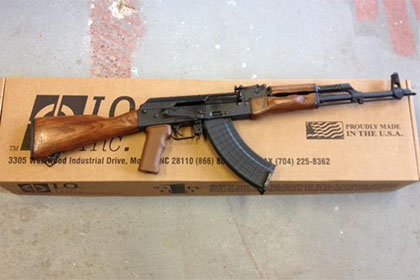 Автомат Калашникова производства компании I.O. Inc. Фото с сайта armslist.com
