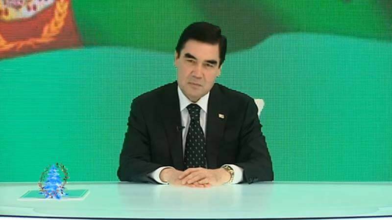 Туркменский президент зачитал с внуком рэп о реальном коне