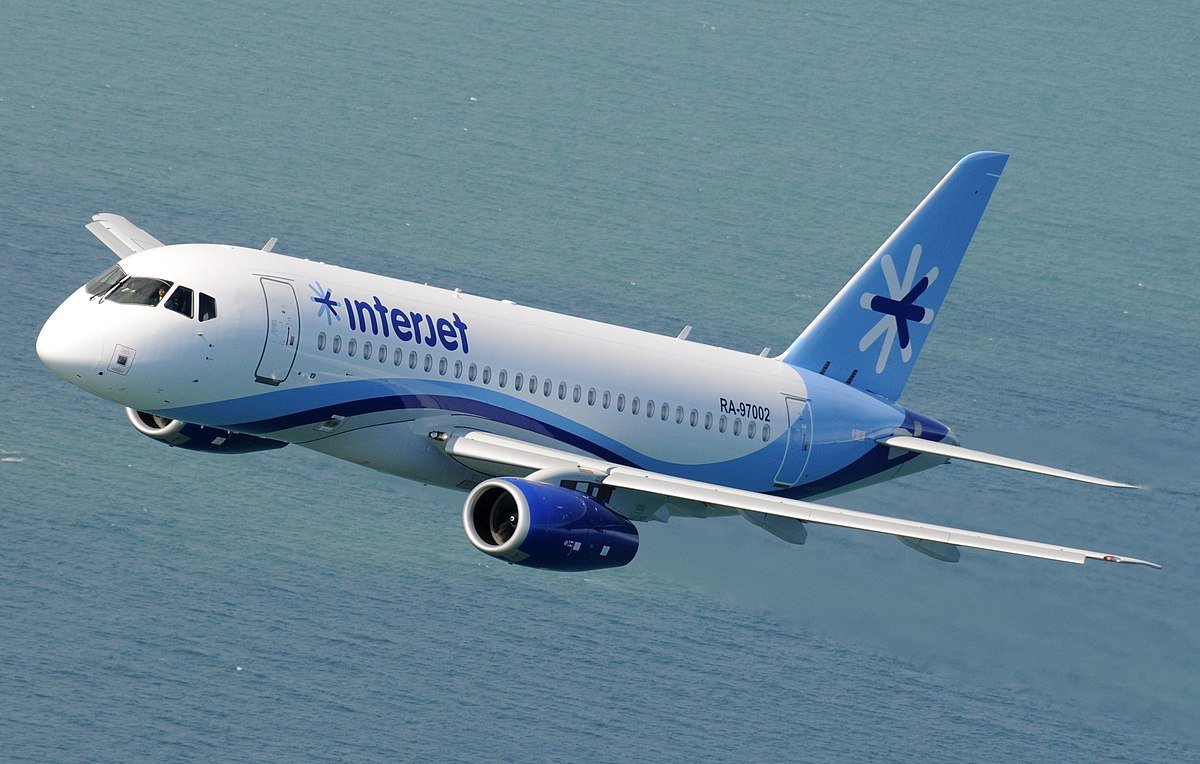 SSJ 100 Interjet