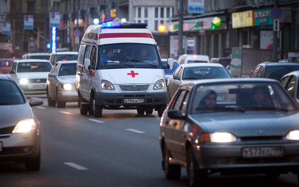 Автомобиль скорой помощи © KM.RU